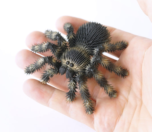 Lifelike Spider Toy | Scary Tarantula Model | Halloween Gift - CUBO Design